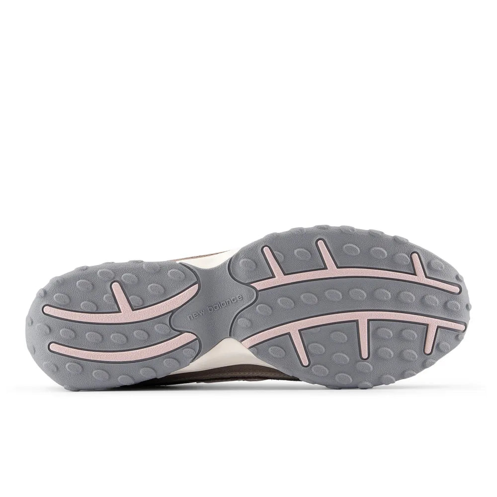 Zapatillas NEW BALANCE 204L U204L273 MARRON 5