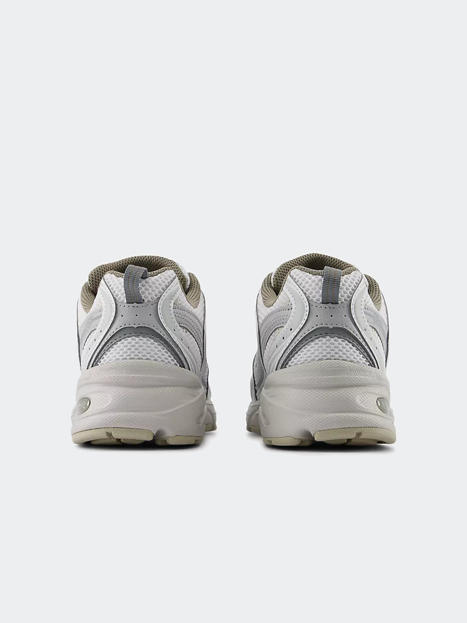 Zapatillas NEW BALANCE 530 Gris 4