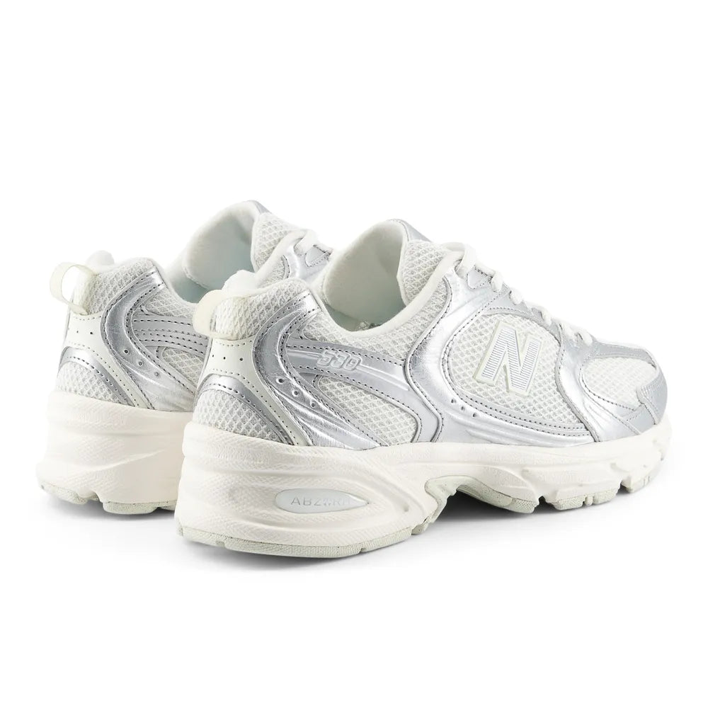 Zapatillas NEW BALANCE 530 U5303IR Plateado 4