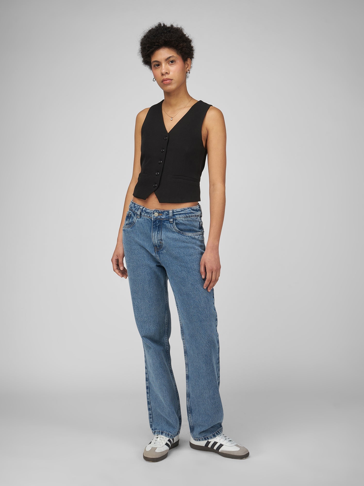 Chaleco para Mujer DVK LEGALLY VEST BLK 1