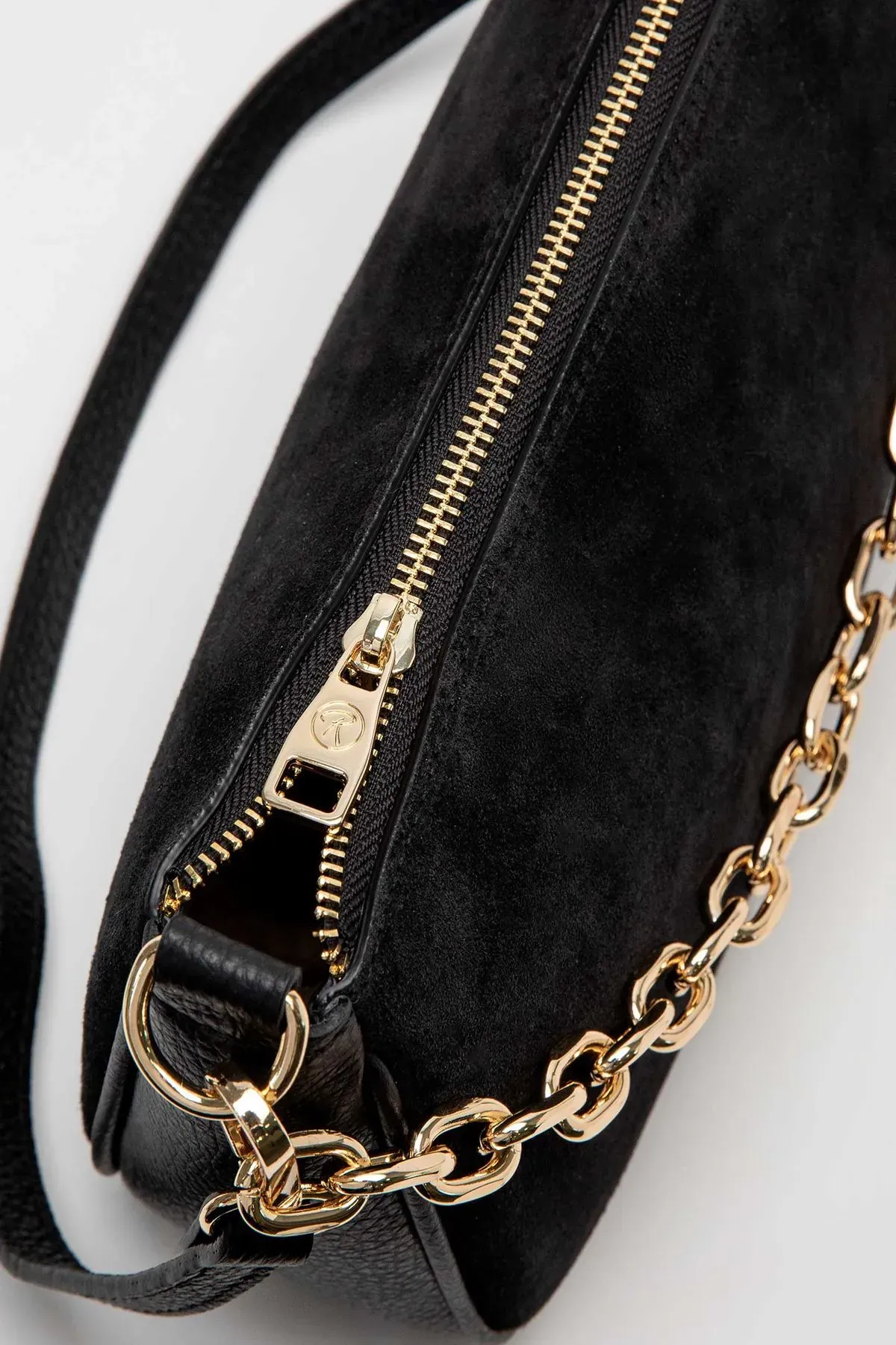 CARTERA CUERO KAIA CHAIN 3