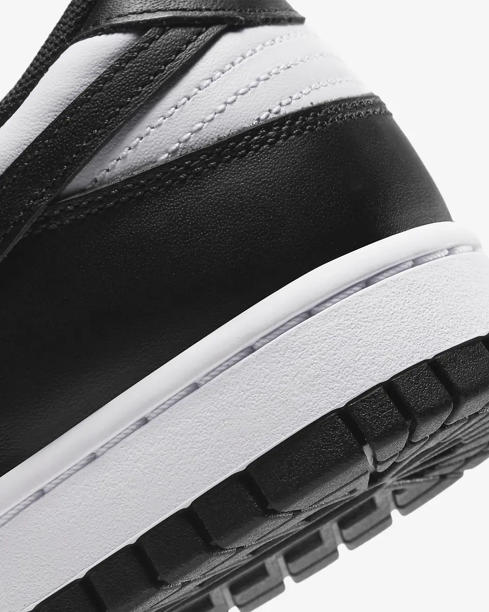 Nike Dunk Low Retro 6