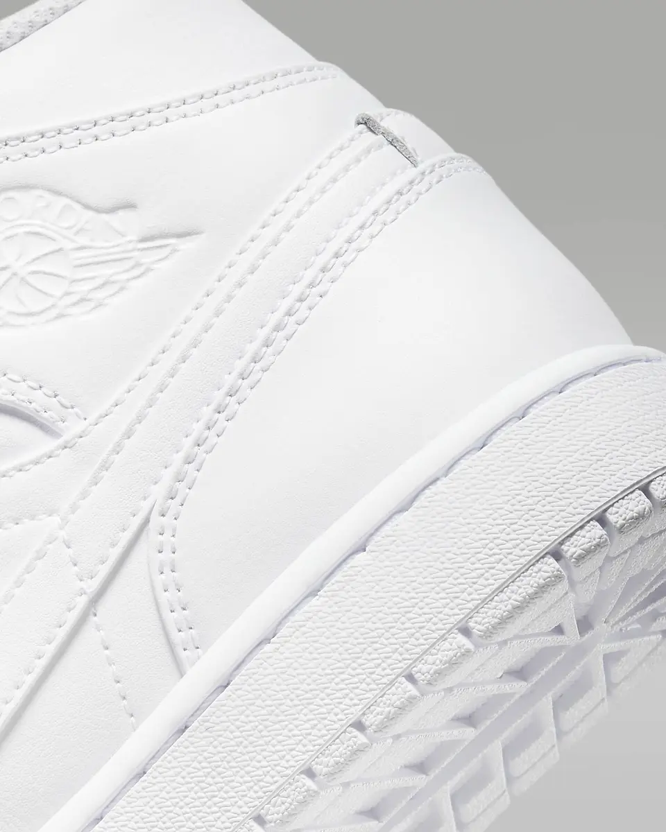 Air Jordan 1 Mid 16