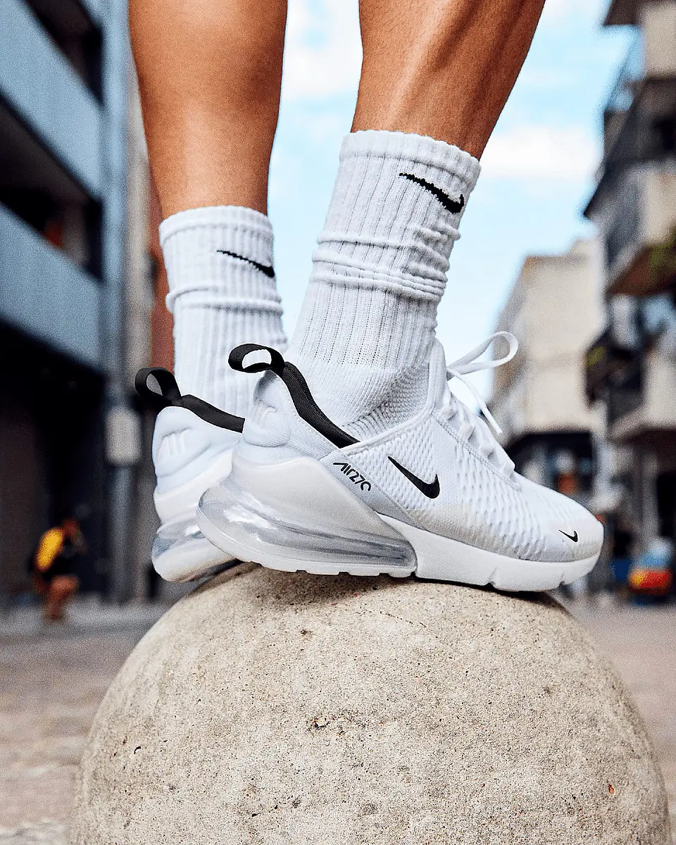 Nike Air Max 270 17