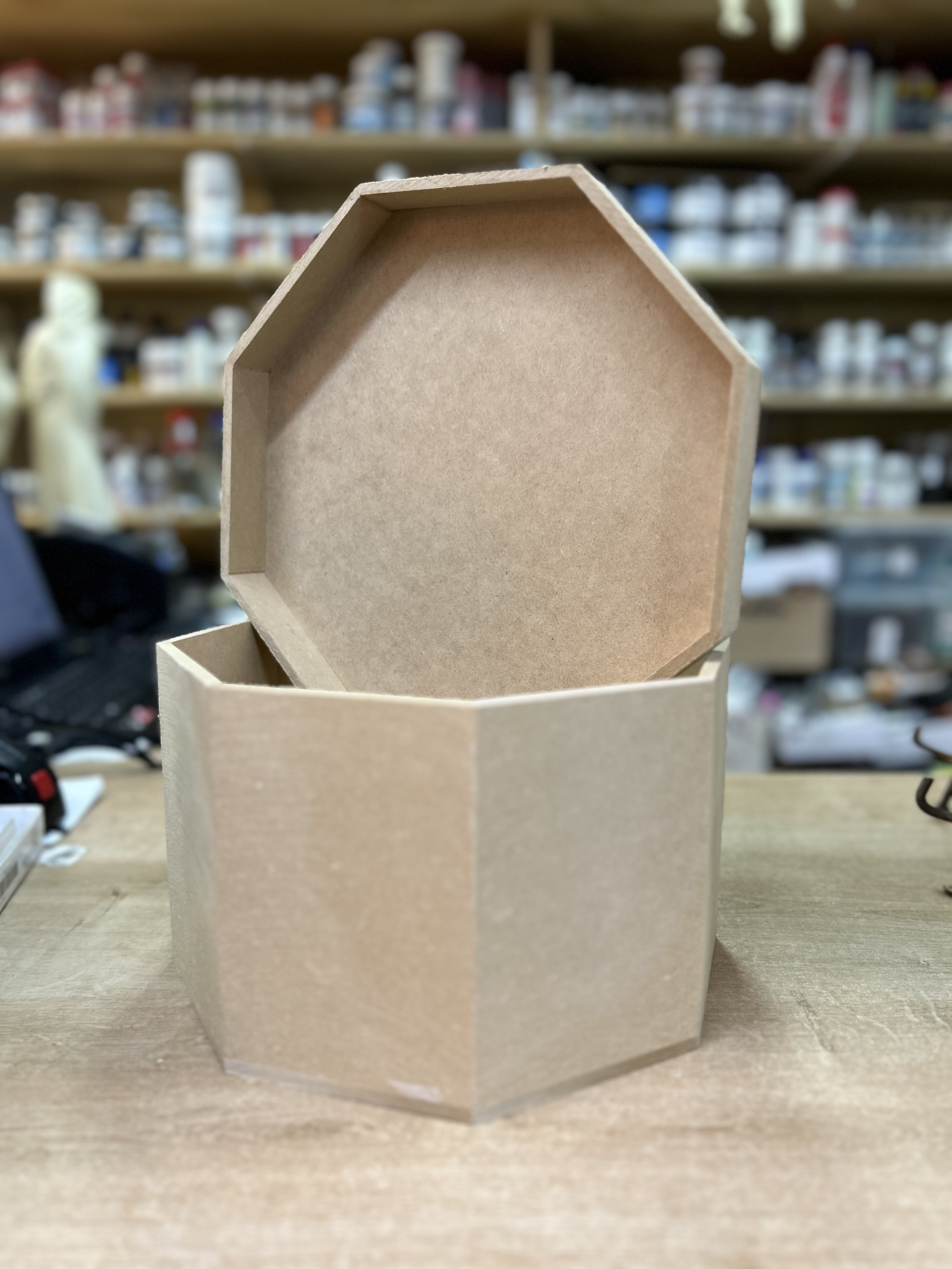 Caja hexagonal grande 25 cm