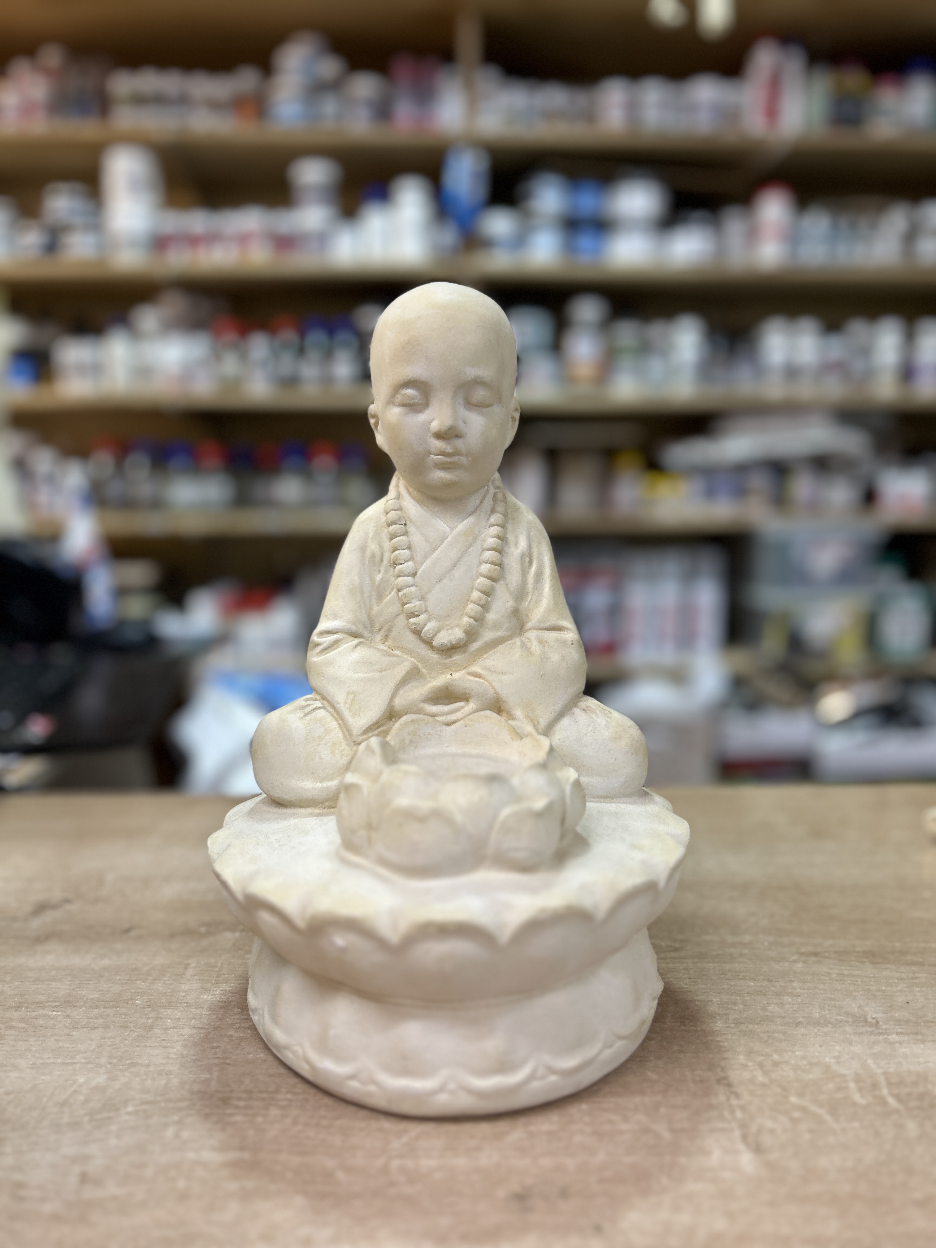 Figura Decorativa Buda Flor Loto Estatua Dorada Jhn