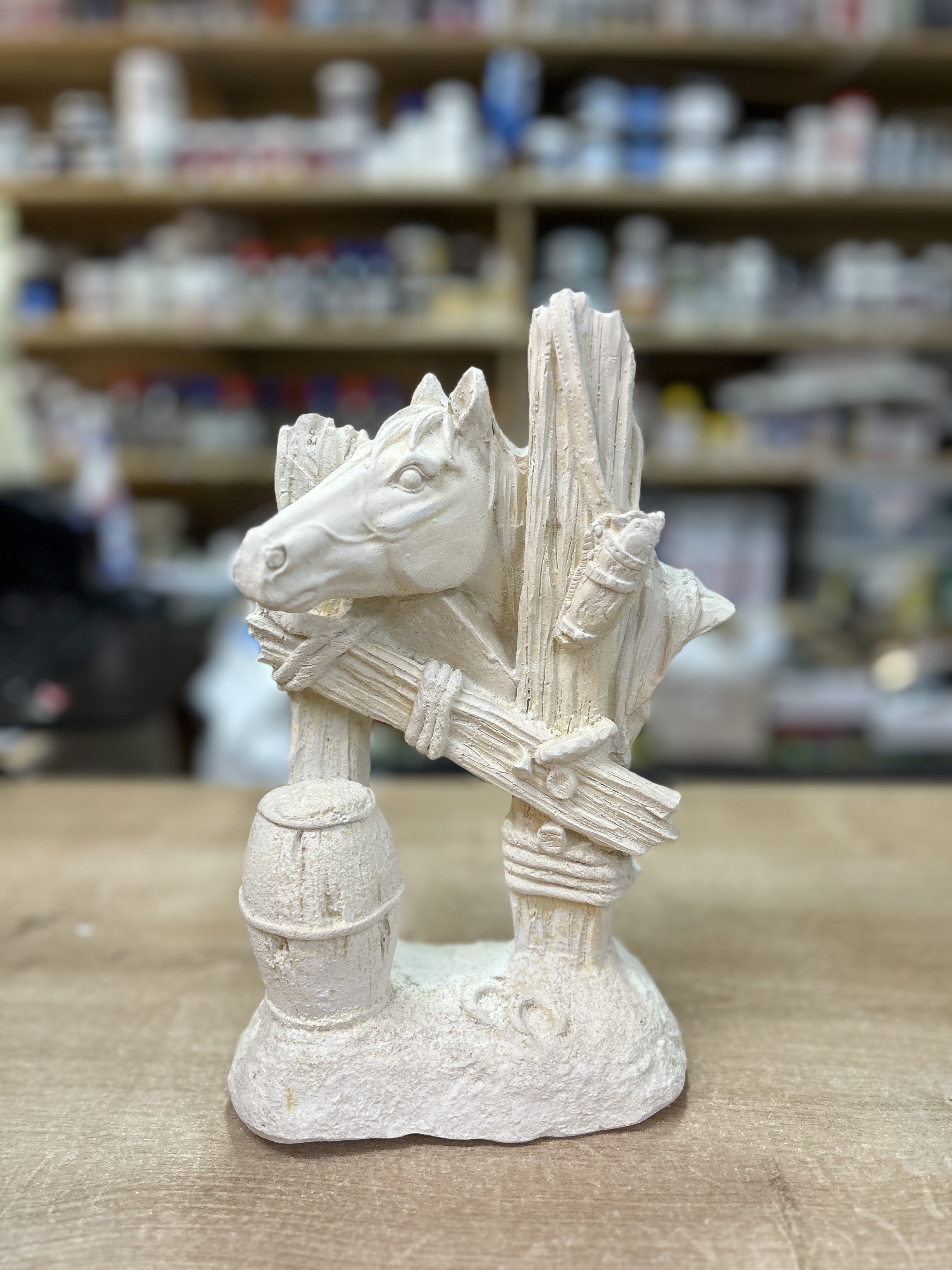 Caballo establo 26x16 cm