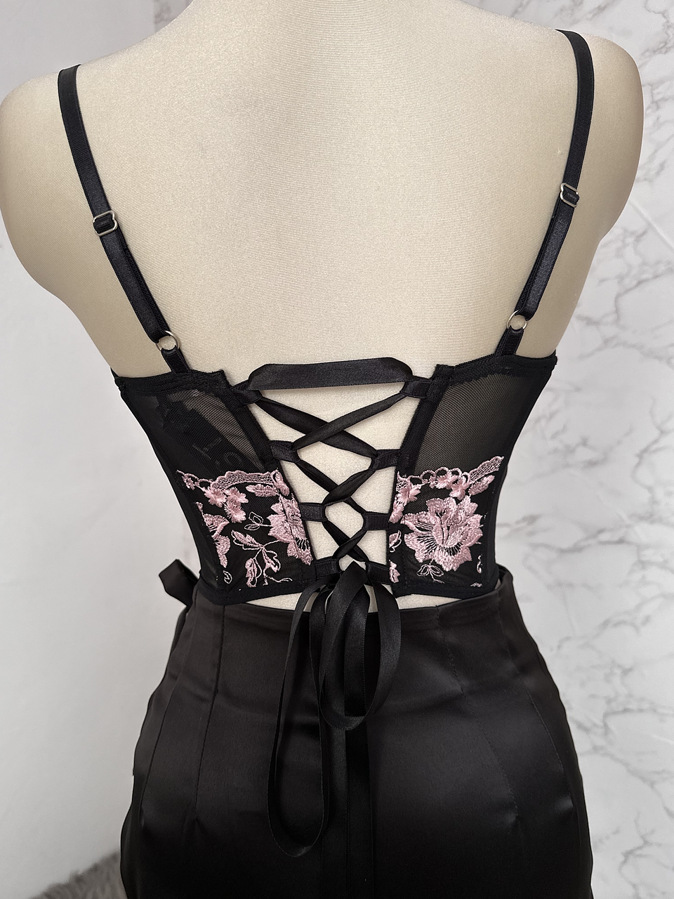 MATILDA BUSTIER NEGRO/ROSA 3