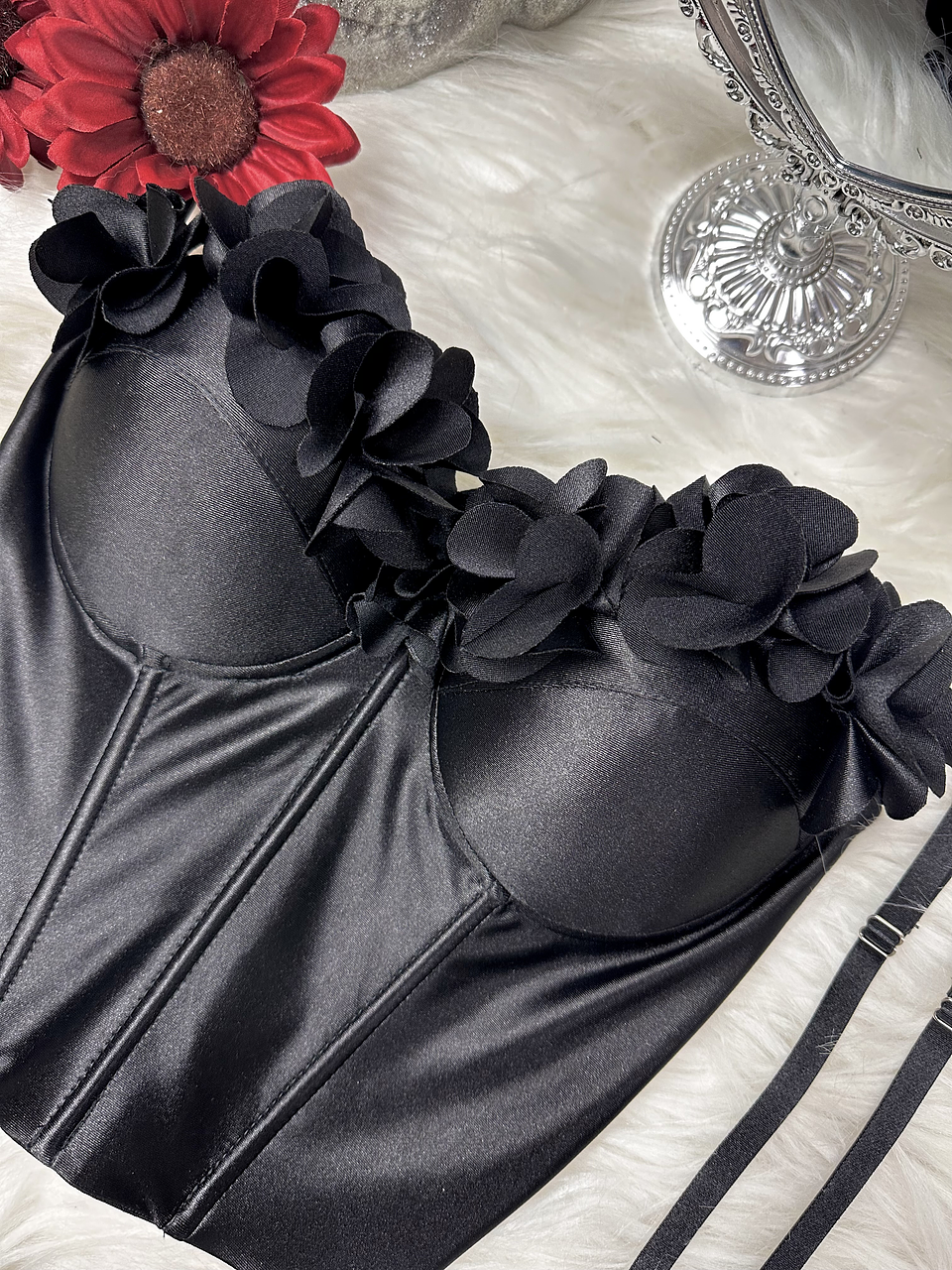 ROSÉ SATIN BUSTIER NEGRO 2