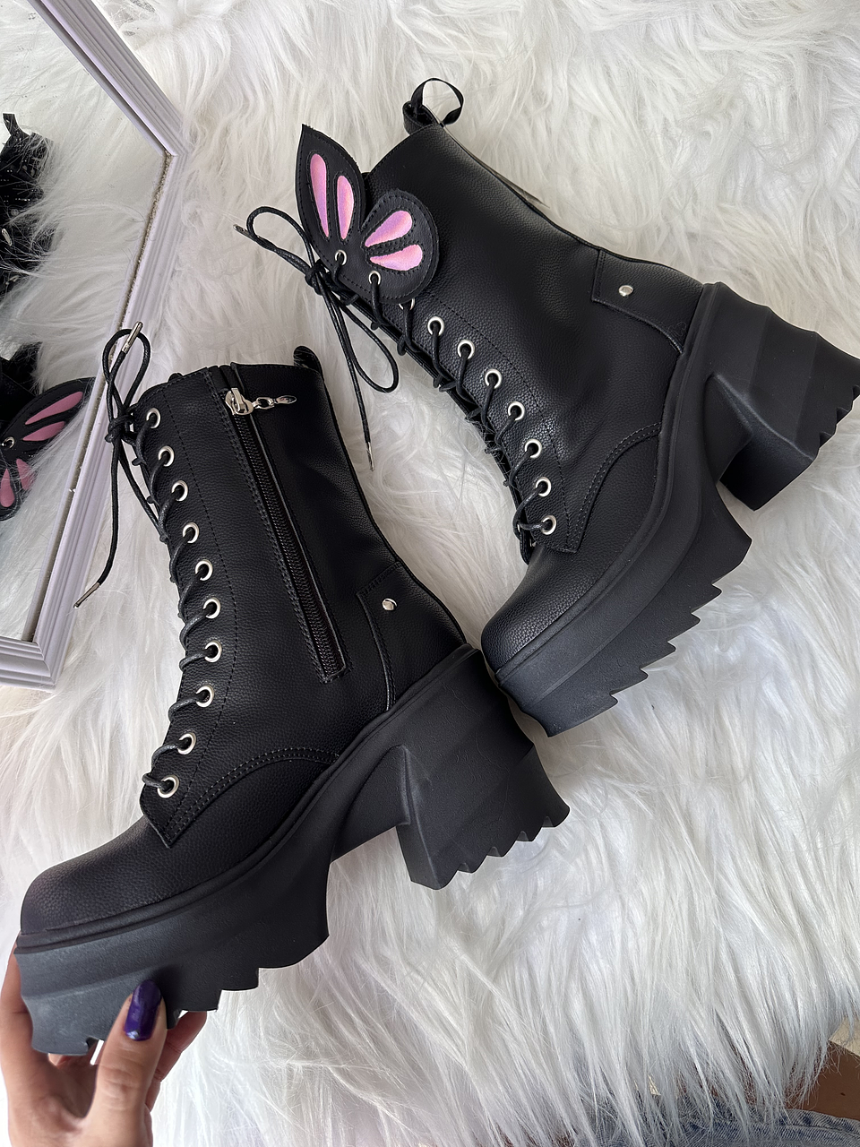 HIGH BUTTERFLY BOOTS 3