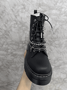 CHAIN COMBAT BOOTS