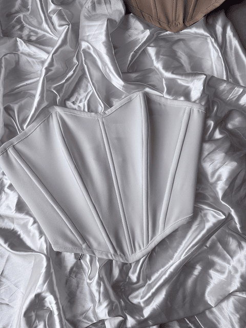 ADARA CORSET CORTO MARFIL