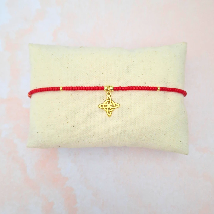 Pulsera proteccion Nudo de bruja Rocalla 1