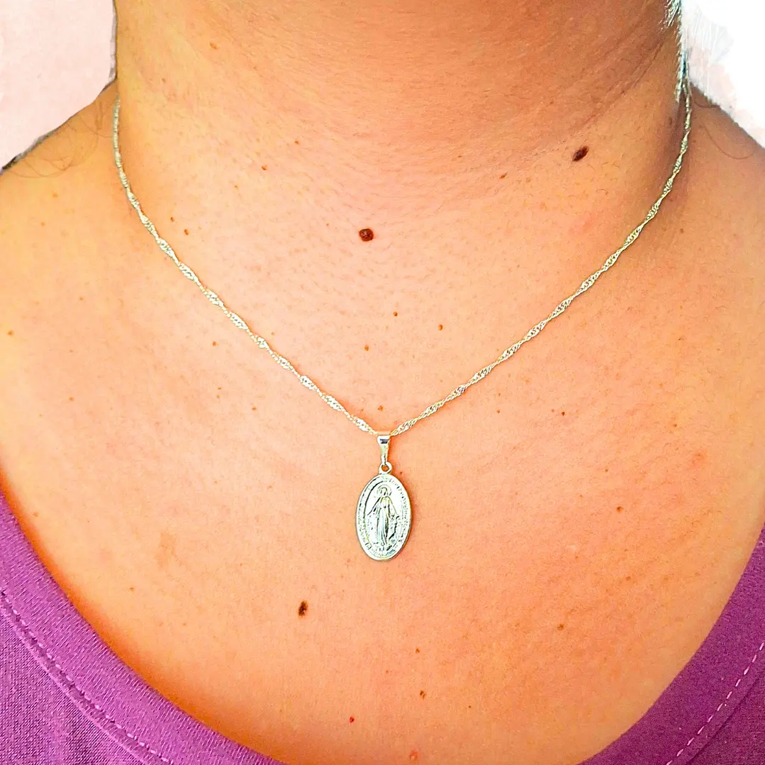 Cadena y Medalla Virgen De Los Rayos  1