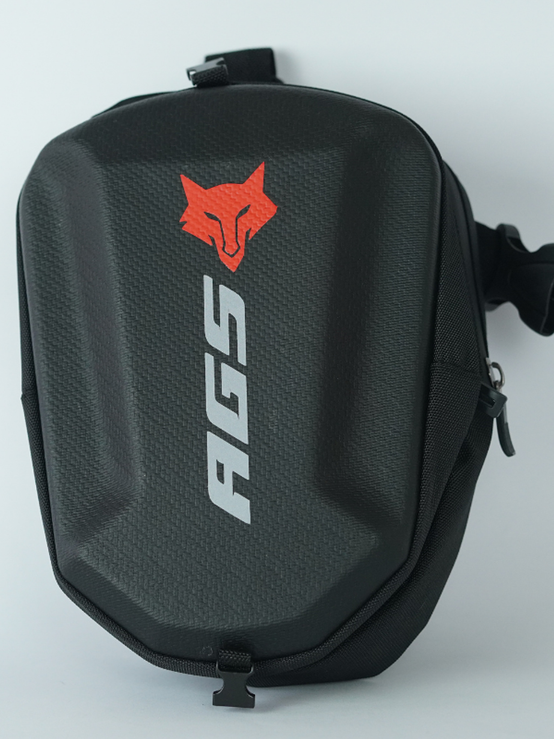 Bolso piernero duro 1