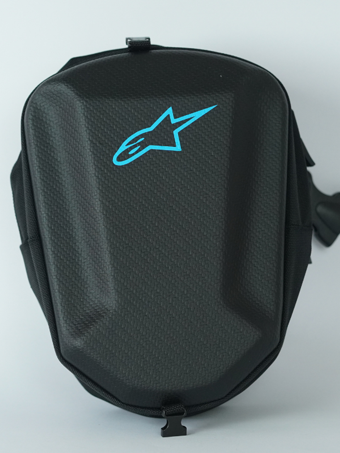 Bolso piernero duro 4