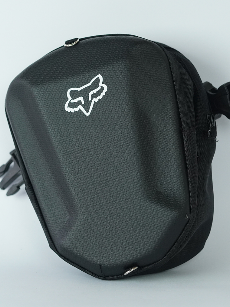 Bolso piernero duro 5