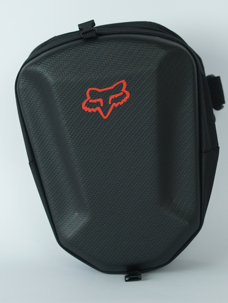 Bolso piernero duro 8