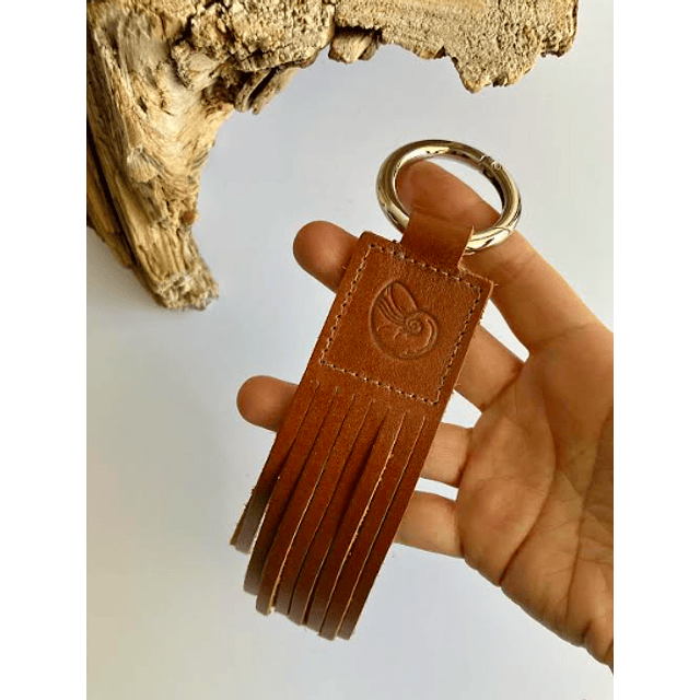 LLAVERO FLECO CAMEL