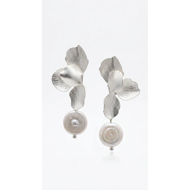 FLOR Y PERLAS