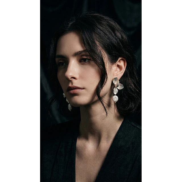 FLOR Y PERLAS