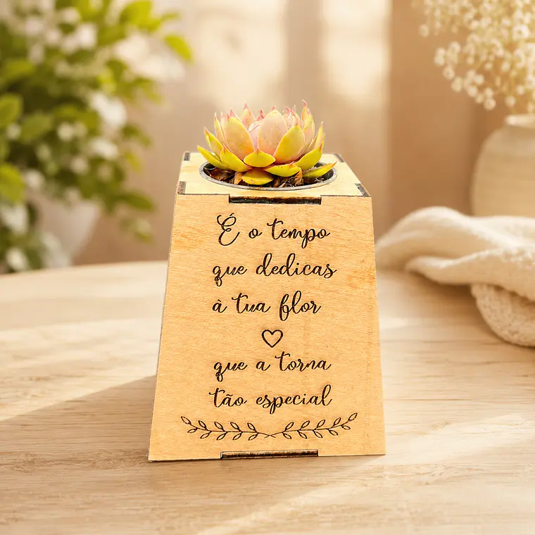 Vaso Personalizado em Madeira com Frase Especial 2