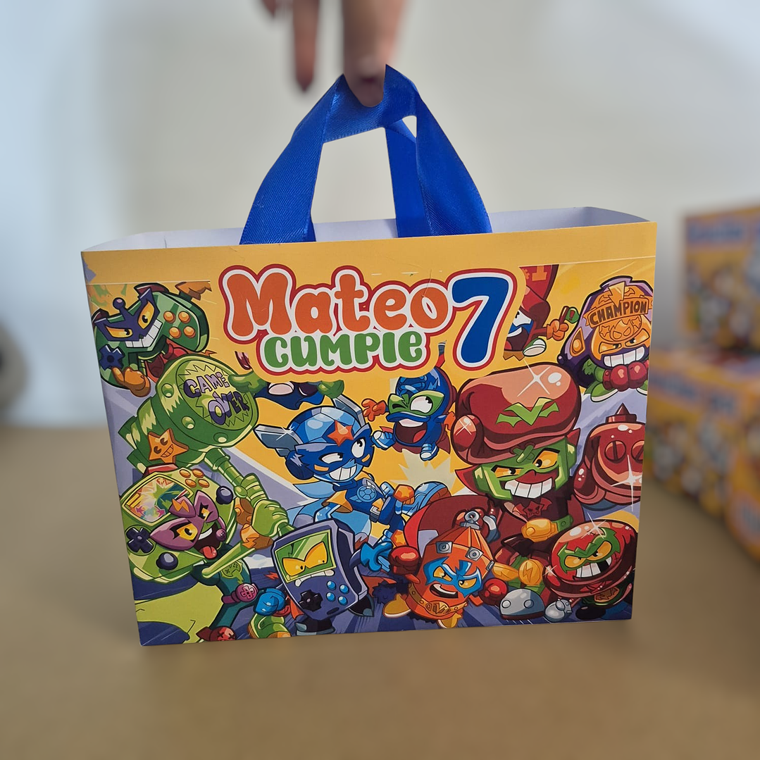 Cajas Superthings personalizadas  1