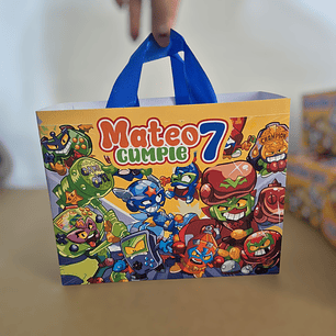 Cajas Superthings personalizadas 