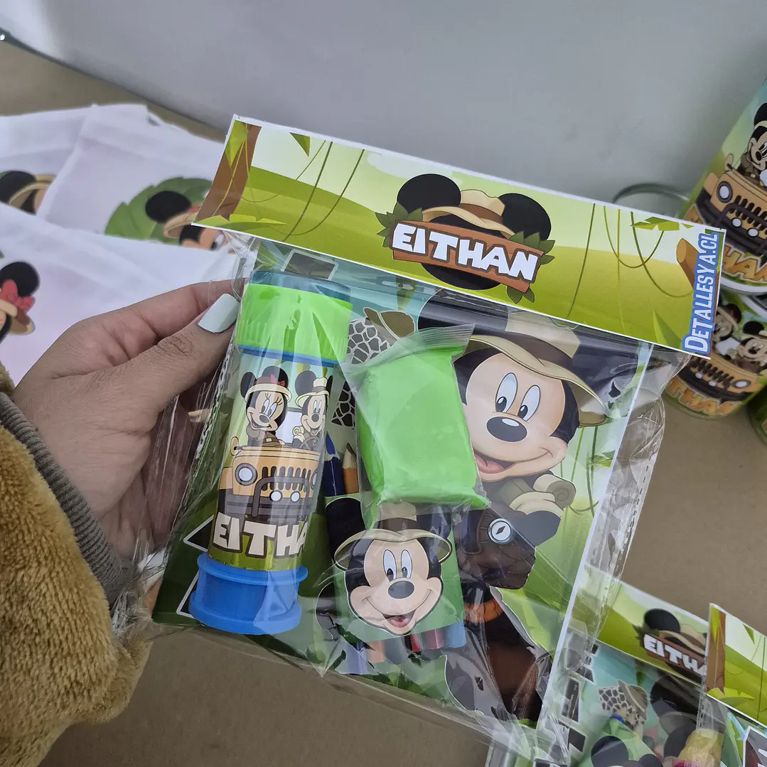 Libro personalizado para Colorear  3