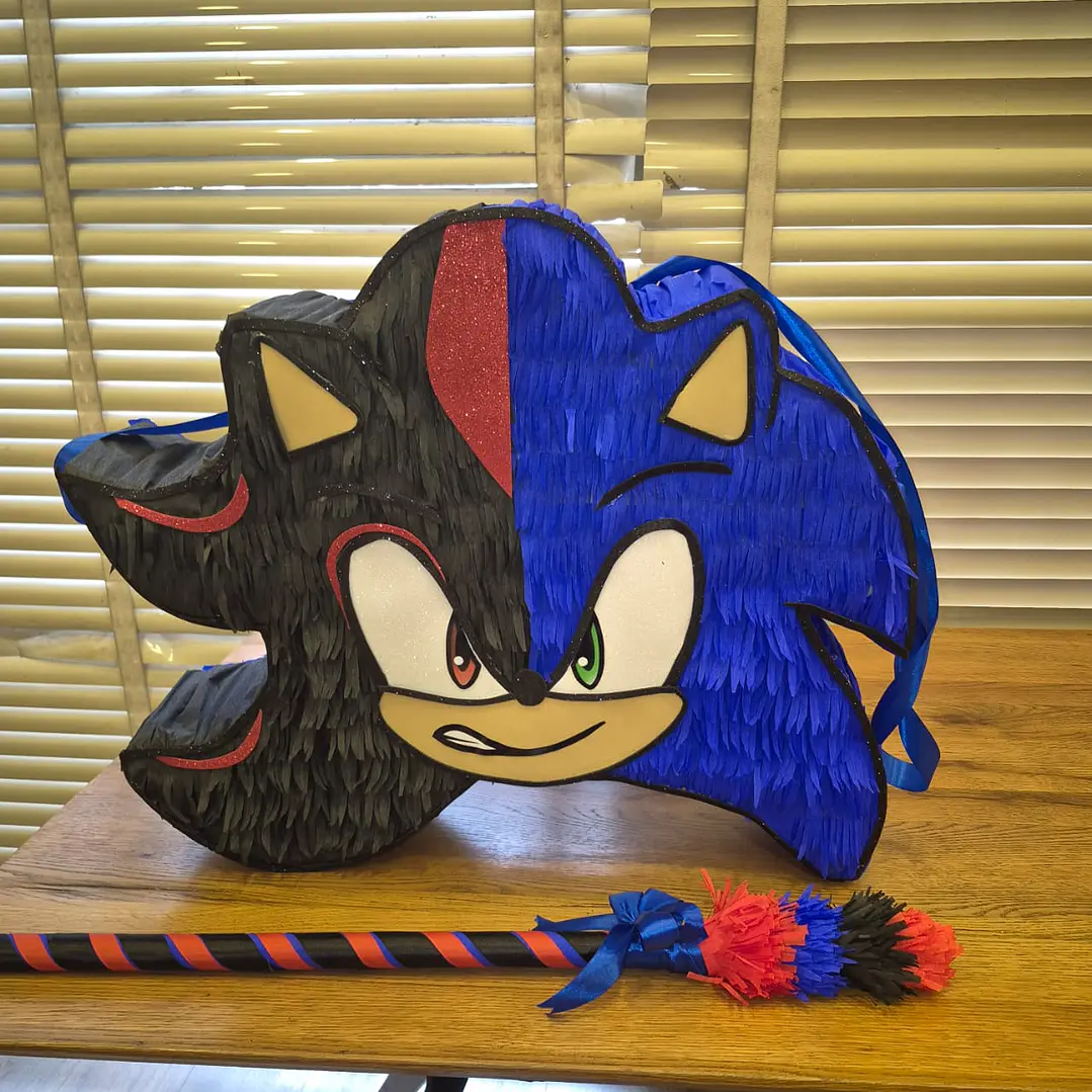 Piñata Sonic 60cm  2