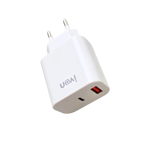 Adaptador dual USB y USB-C 20W