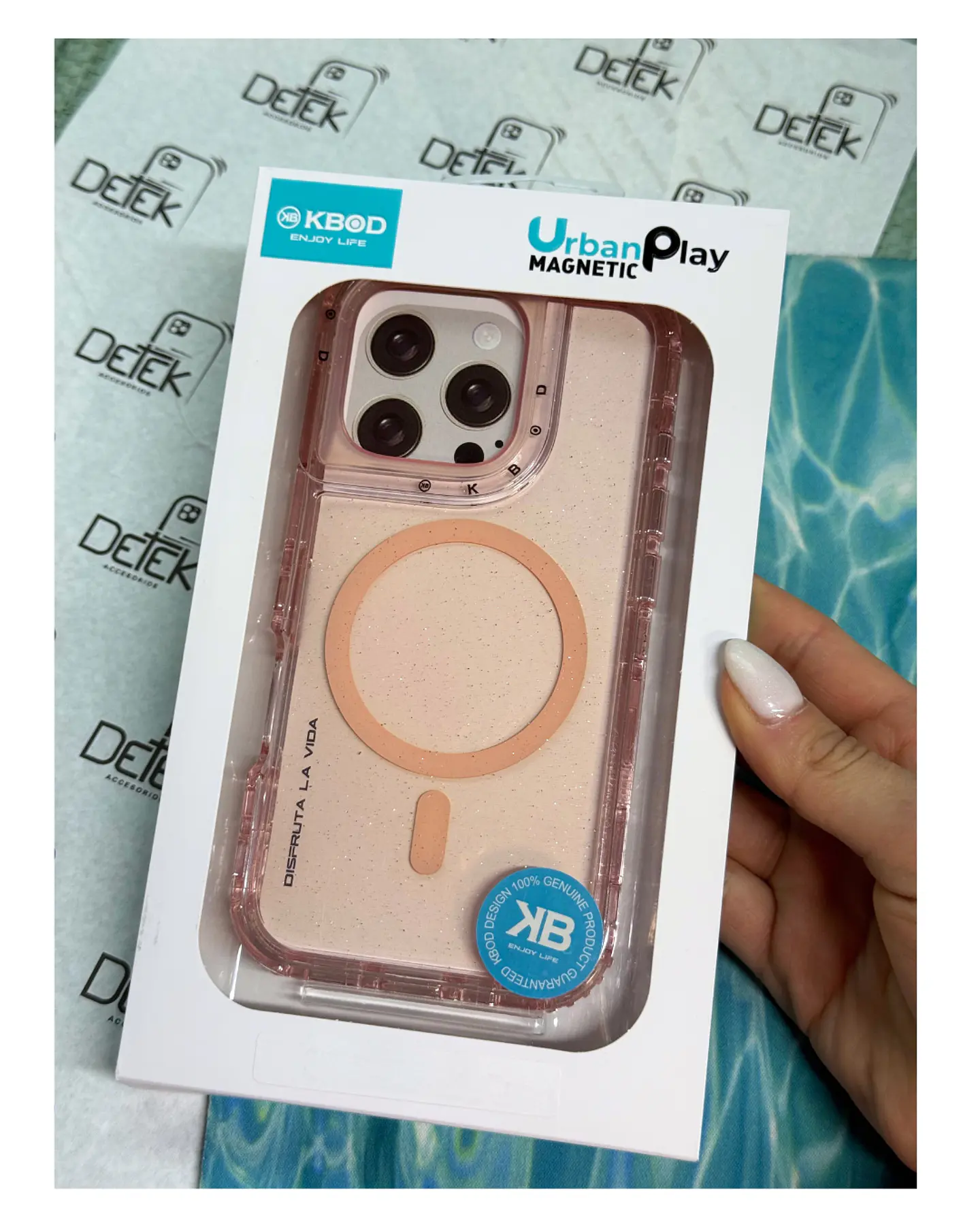 Carcasa KBOD Triple Protección Magnética para iPhone 15 Pro Max  6