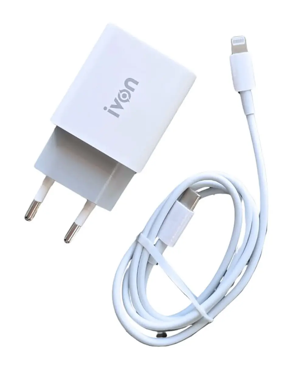 Cargador USB-C a Lightning Carga  Rápida de 20W 3