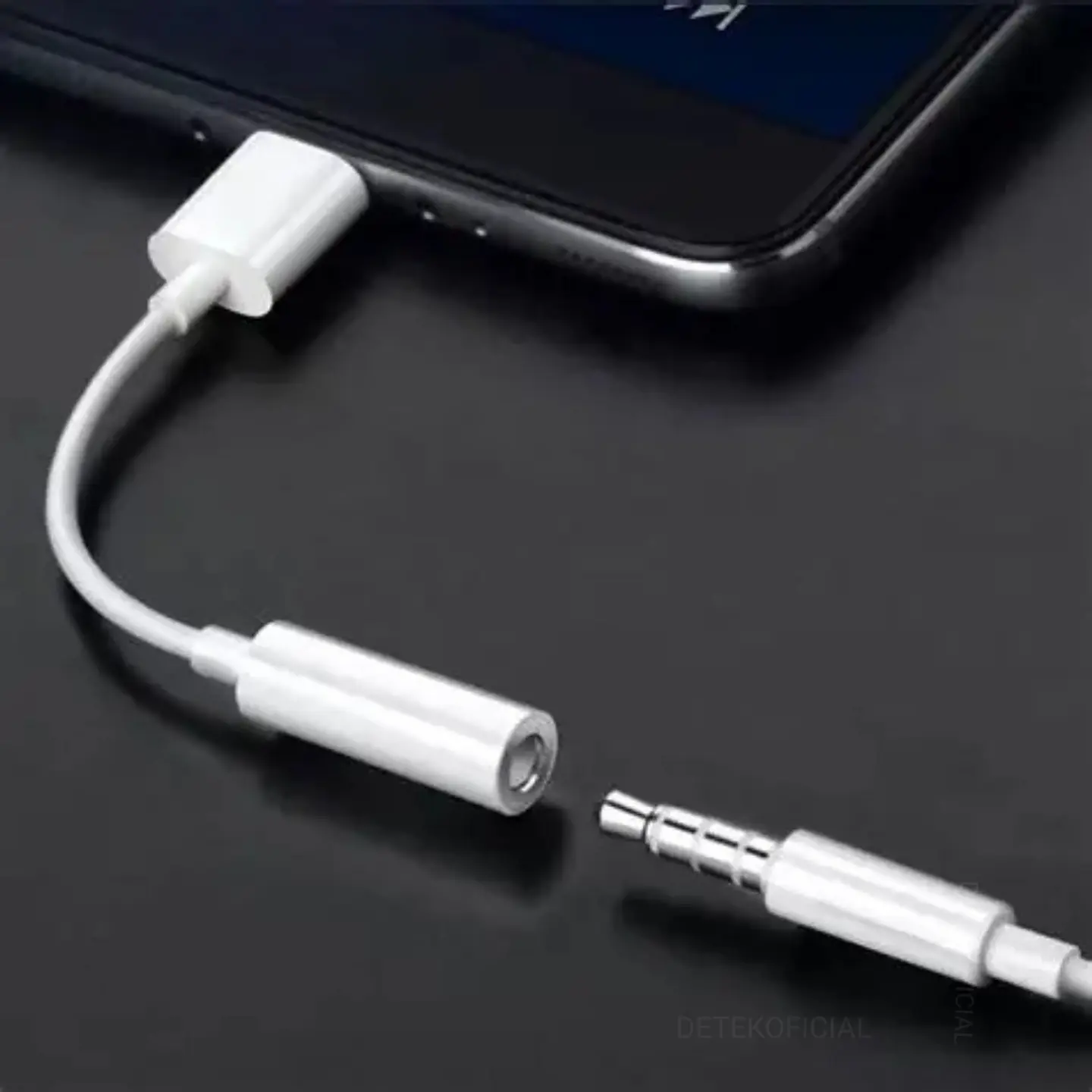 Adaptador Tipo C a Jack 3.5mm  4