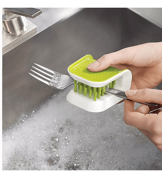 Cepillo limpiador de cubiertos y cuchillos