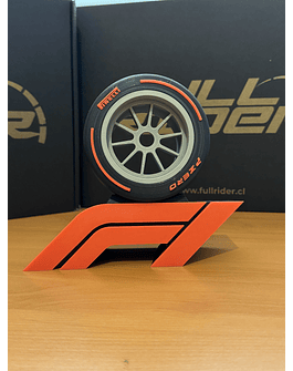 Rueda Pirelli + Soporte F1 