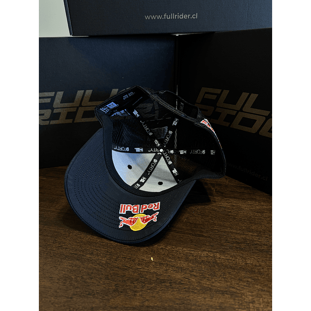 Gorro Red Bull Premium Negro Malla