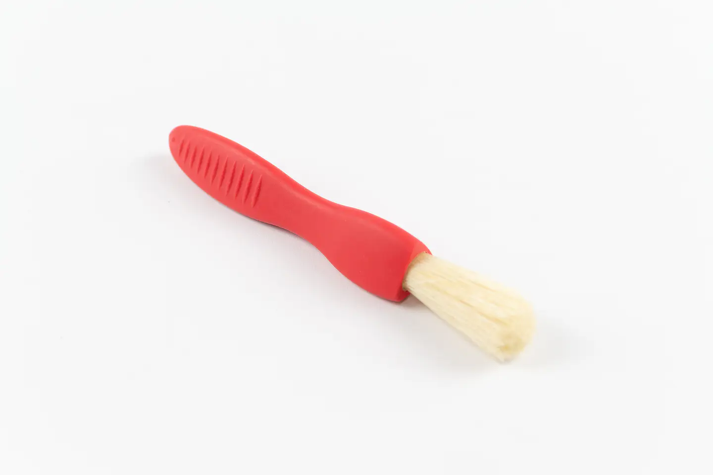 Pincel Easy Grip - EB18 (mango rojo) 1
