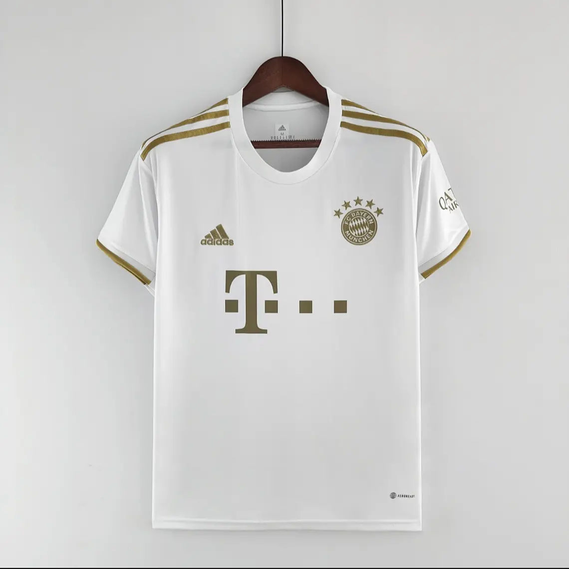 Bayern Munique Equipamento Alternativo 2022/23 1