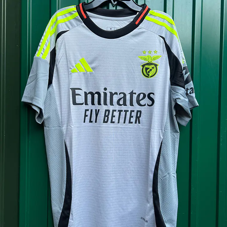 Benfica Terceira 24/25 - Entrega Rápida 1