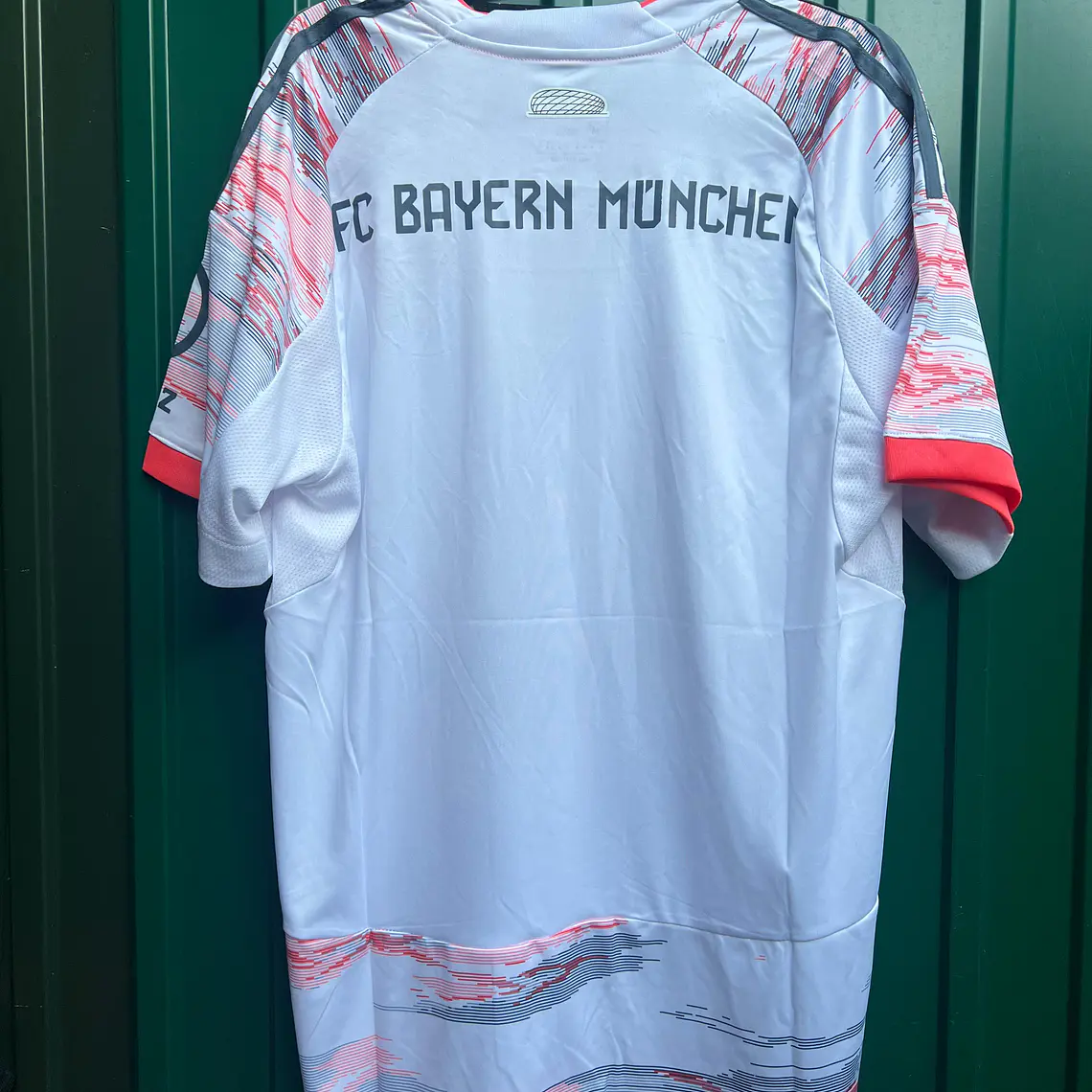 Bayern Munique Alternativa 25/26 - Entrega Rápida 3