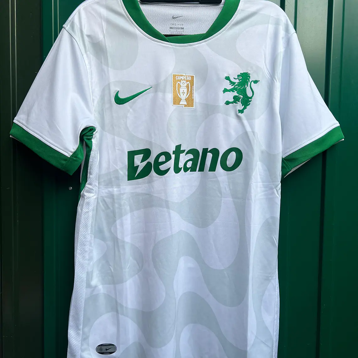 Sporting Alternativa Patch Campeão 25/26 - Entrega Rápida 1