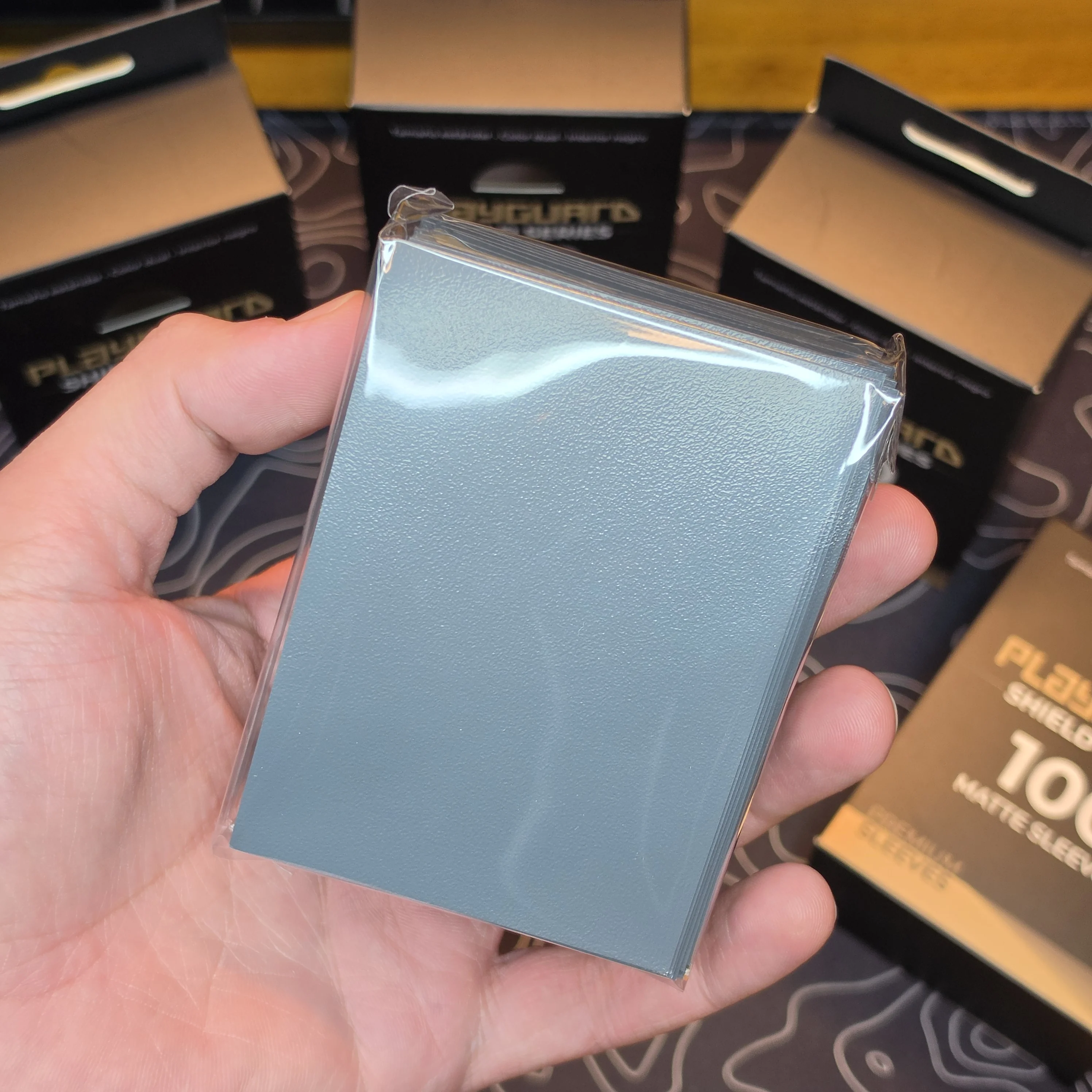 PlayGuard® Protectores Matte 100u – Sleeves TCG 8