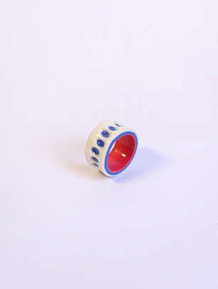 Anillo tricolor tallado 
