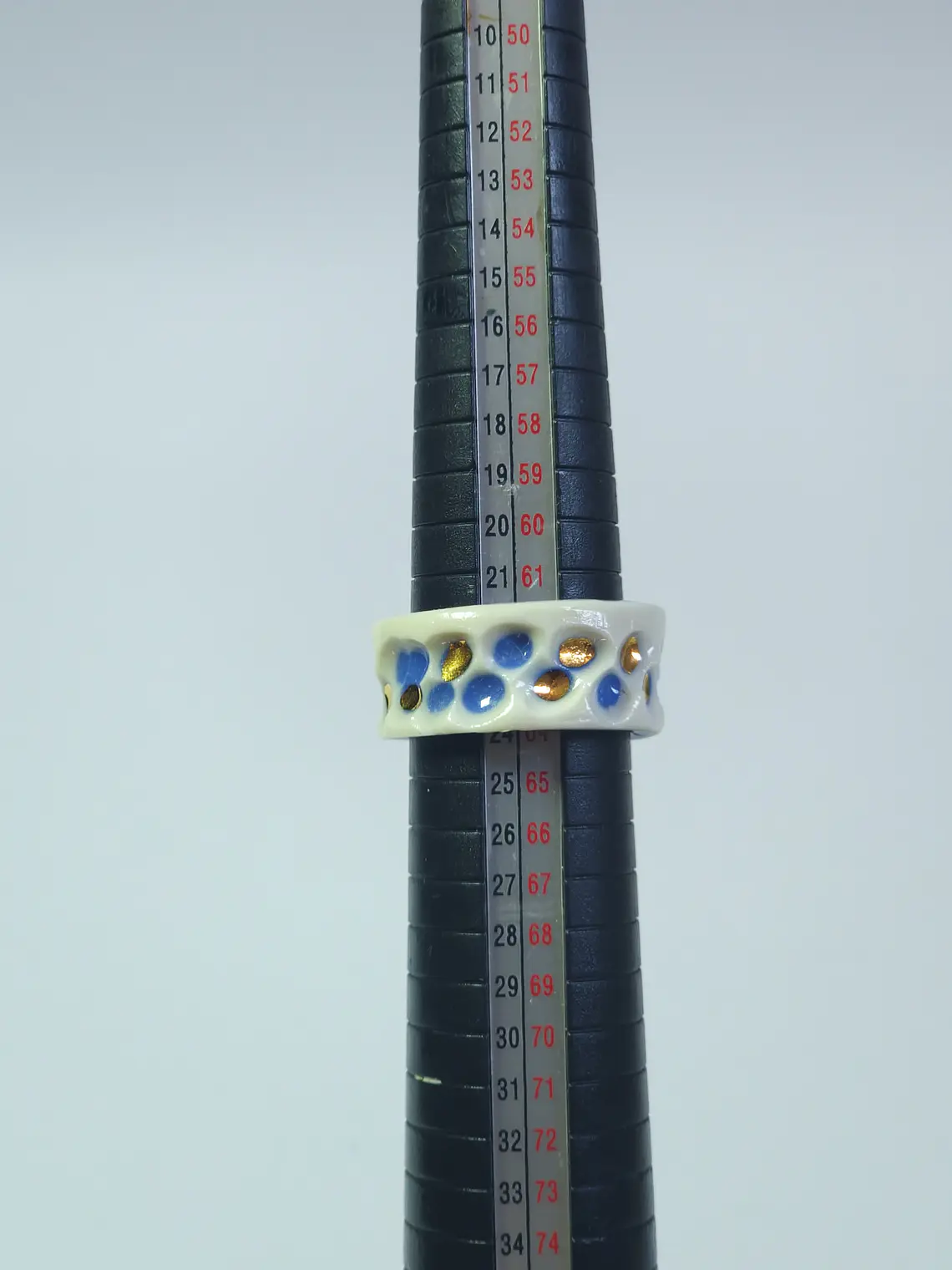 Anillo porcelana tallado talla 24 3