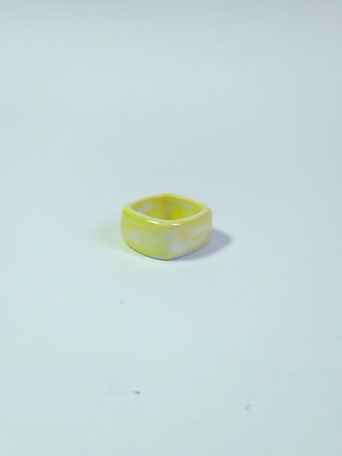 Anillo Candy Amarillo talla 19 1