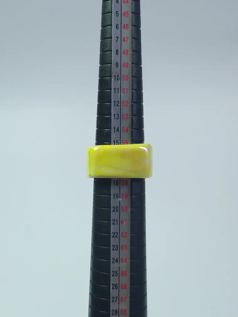 Anillo Candy Amarillo talla 18 3