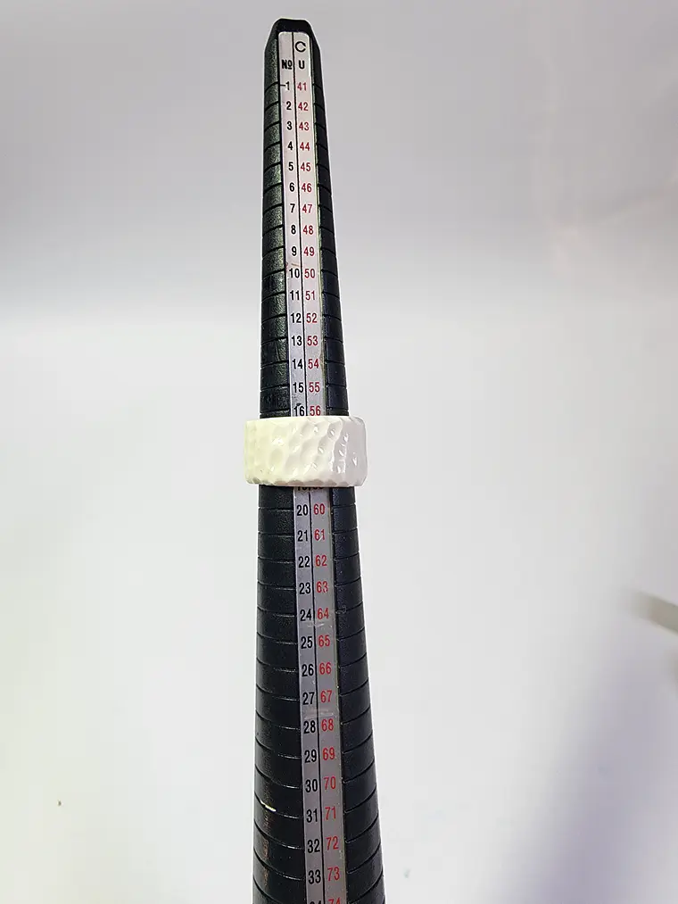 Anillo porcelana tallado talla 19 3