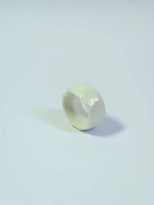 Anillo porcelana tallado talla 19,5