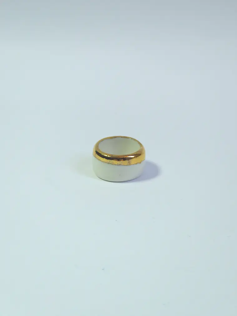 Anillo de porcelana blanca talla 18 1